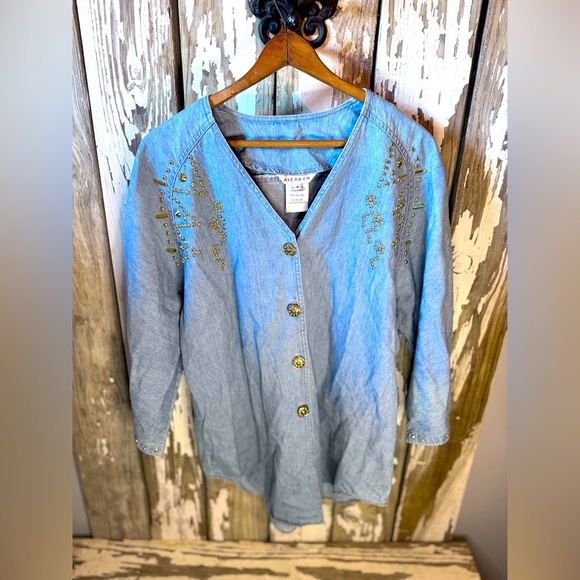 Alexa Em Studded Denim Button up Size Medium vintage   Gold buttons & embellish - Picture 1 of 8